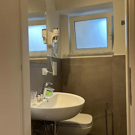 Apartment Like *