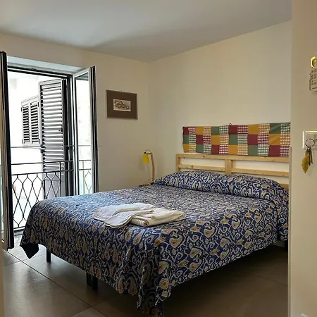 Apartment Like